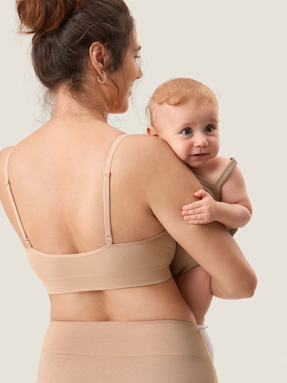 MOMANDA Women's Ribbed Scoop Nursing Bralette Beige @model_info:Nursing