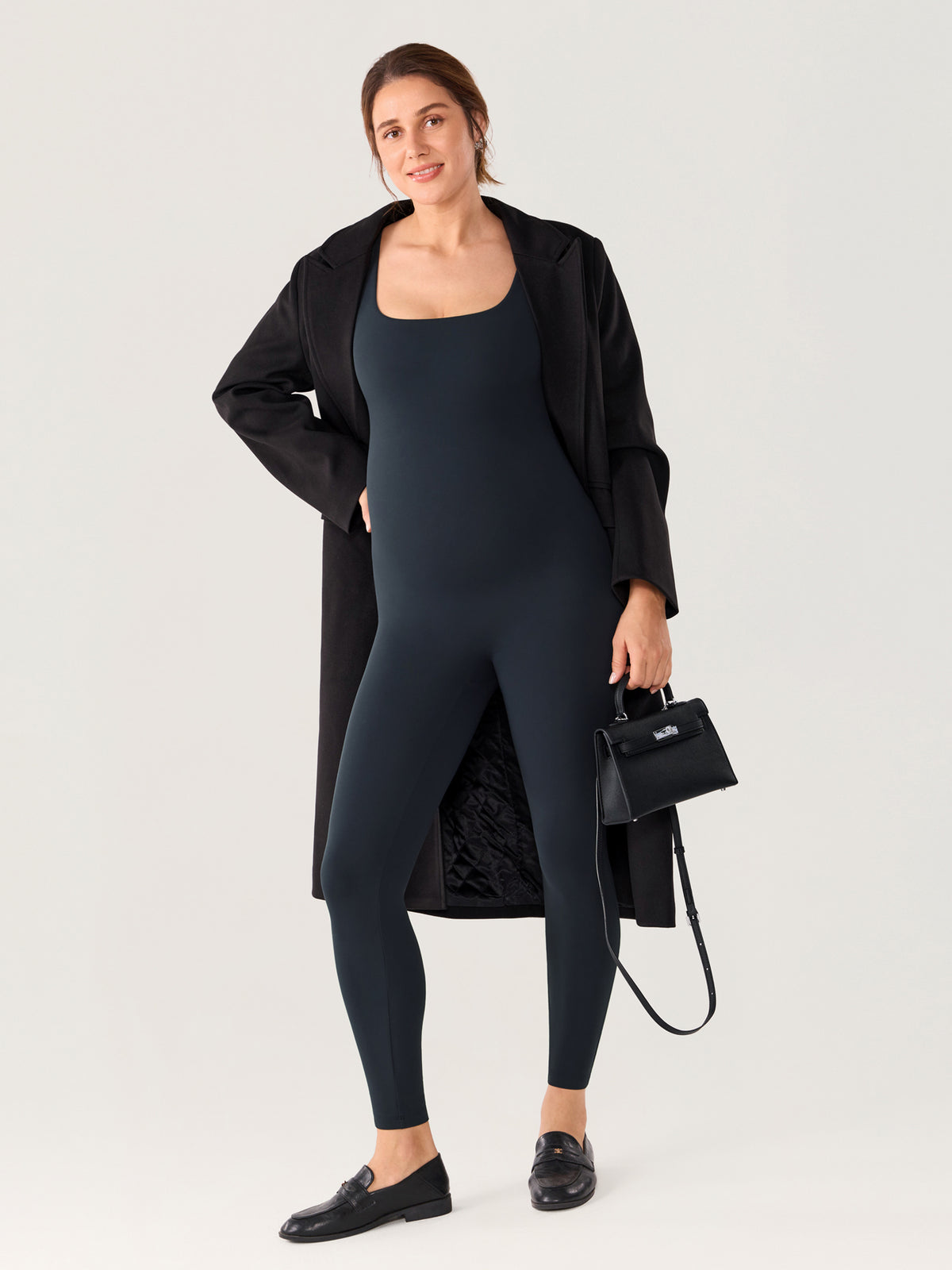 MOMANDA Women's Natrelax® Maternity Jumpsuit True Navy @model_info:MOM4