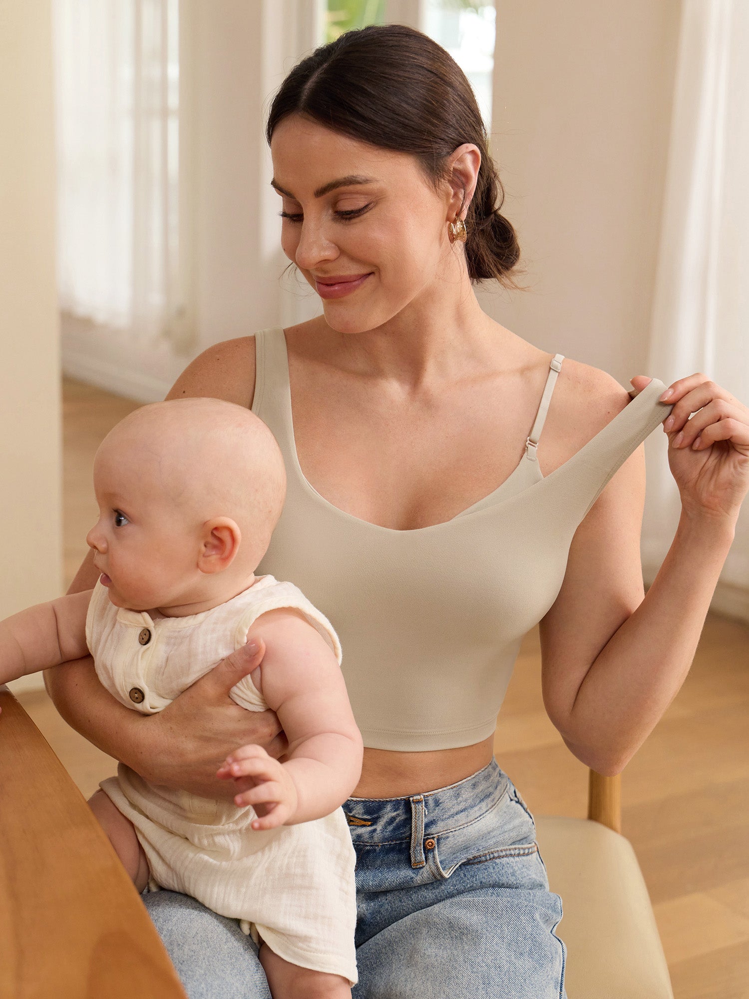 MOMANDA Women's Natrelax® Nursing Crop Tank Top - V Neck Mojave Tan