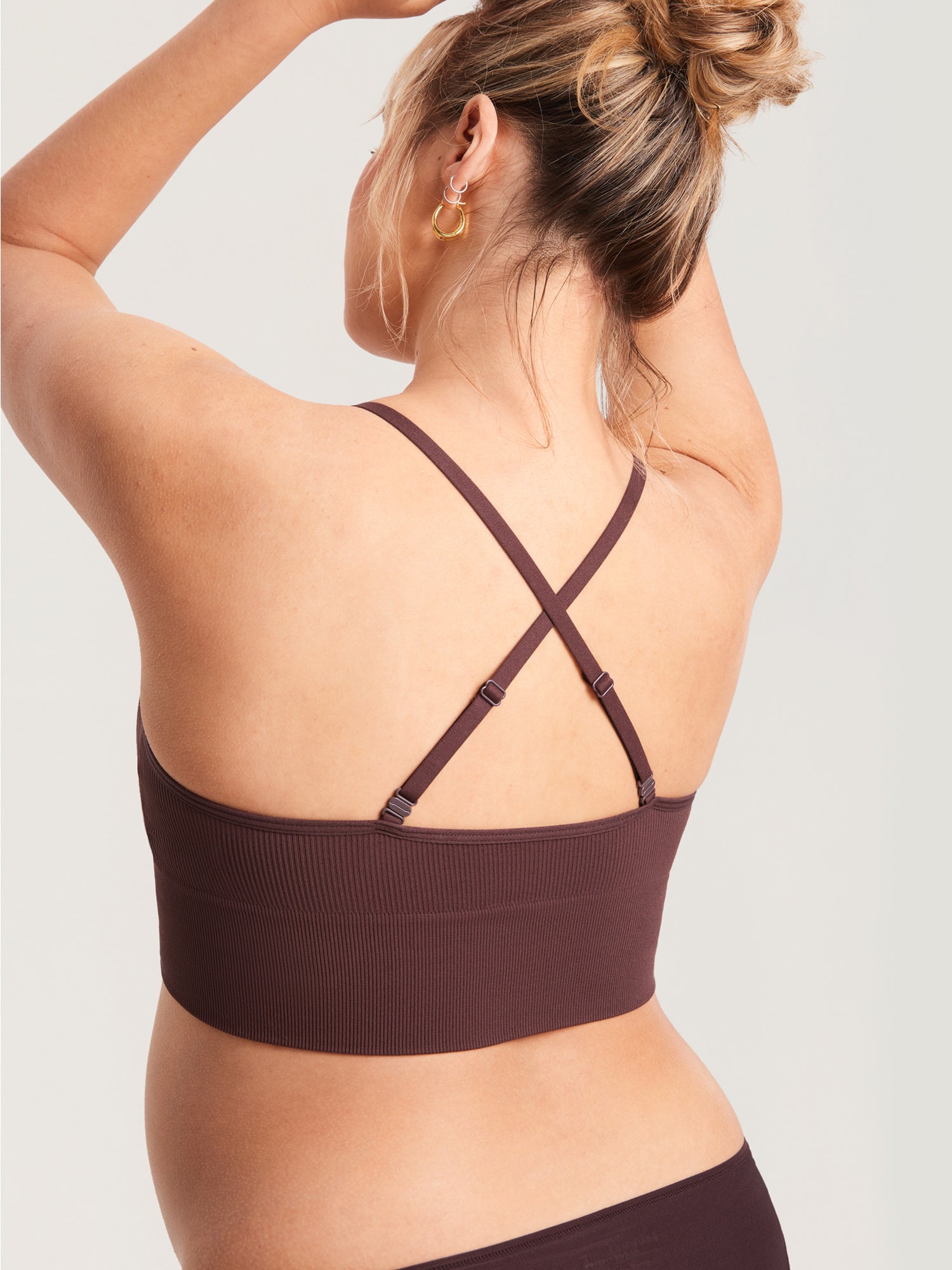 MOMANDA Women's Ribbed V Neck Nursing Bralette Black