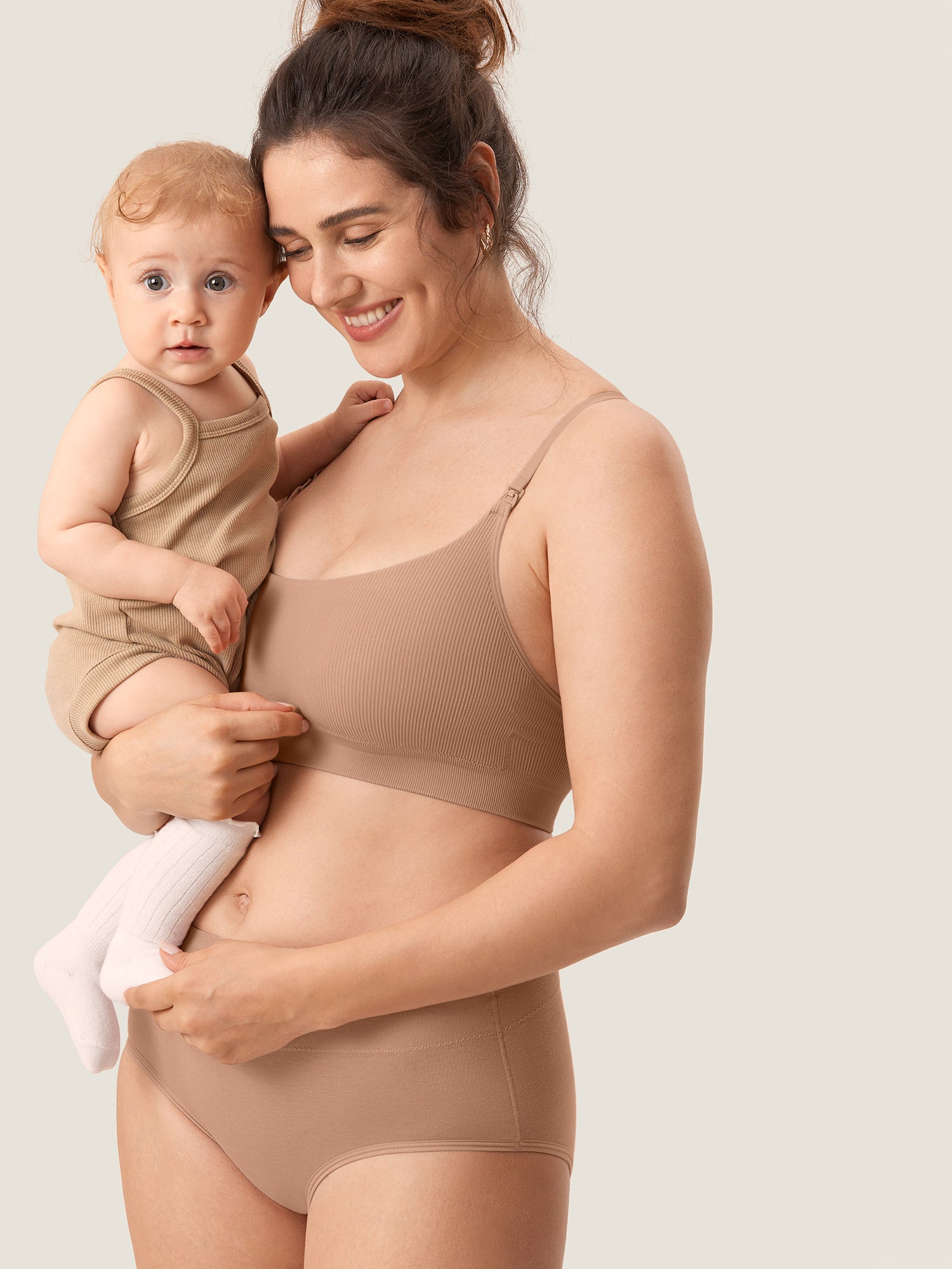 MOMANDA Women's Ribbed Scoop Nursing Bralette Warm Beige