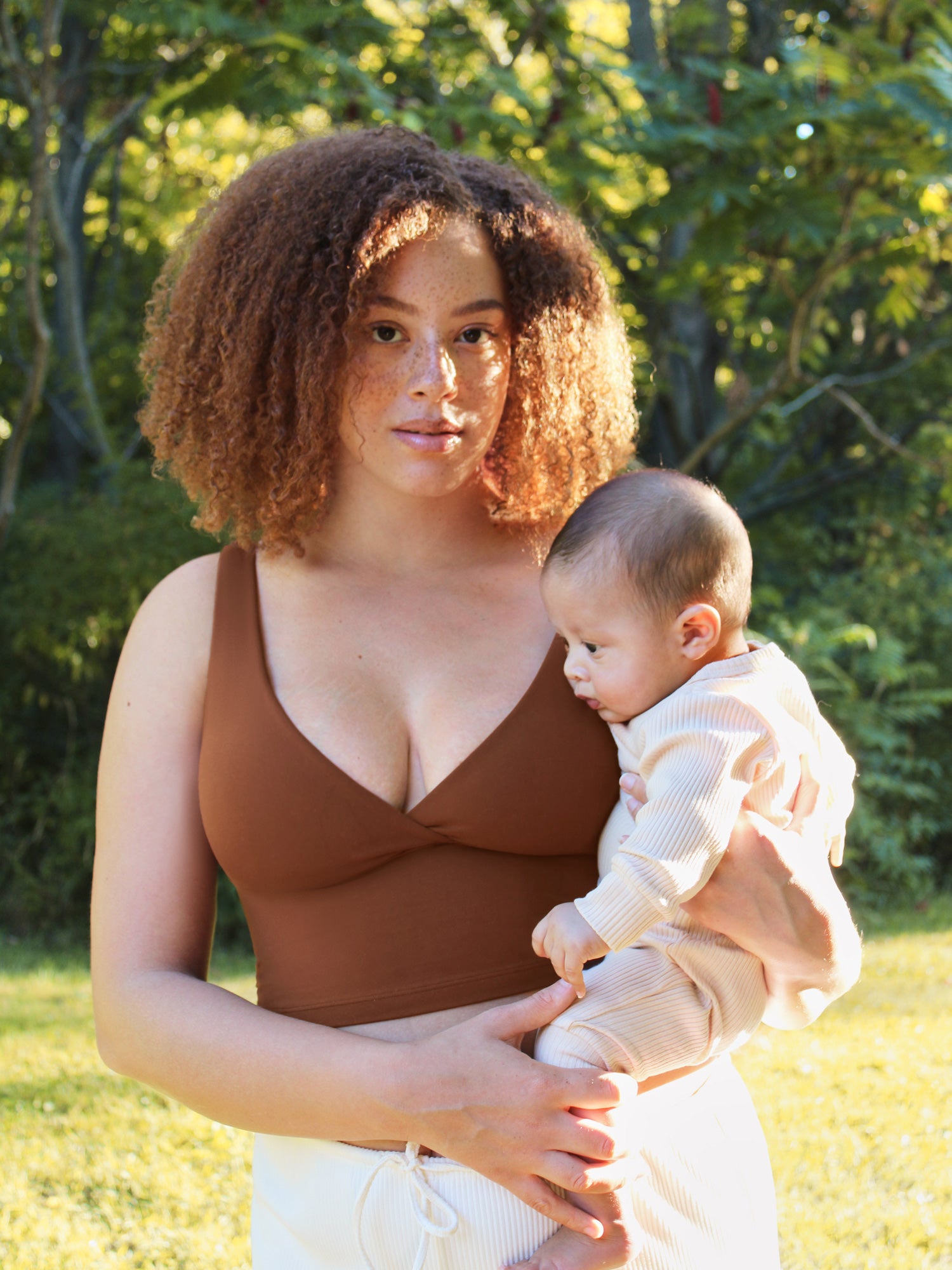 MOMANDA Natrelax® Crossover Nursing Crop Tank Top Croissant Brown