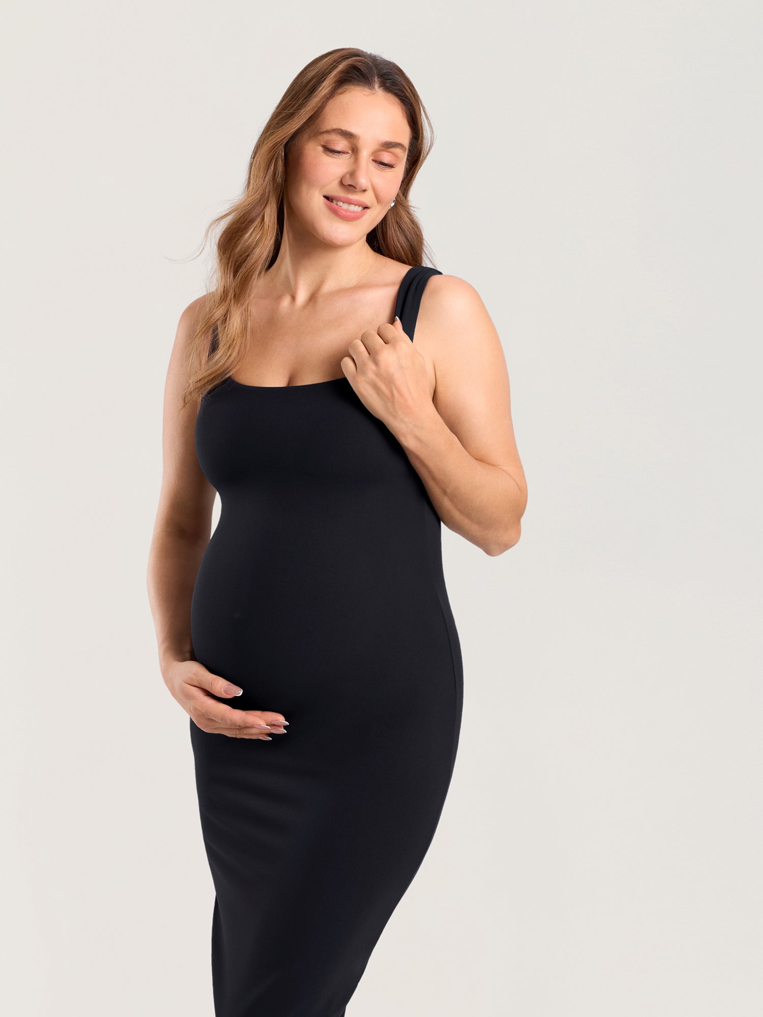 Natrelax® Bodycon Maternity Midi Dress - Back Slit