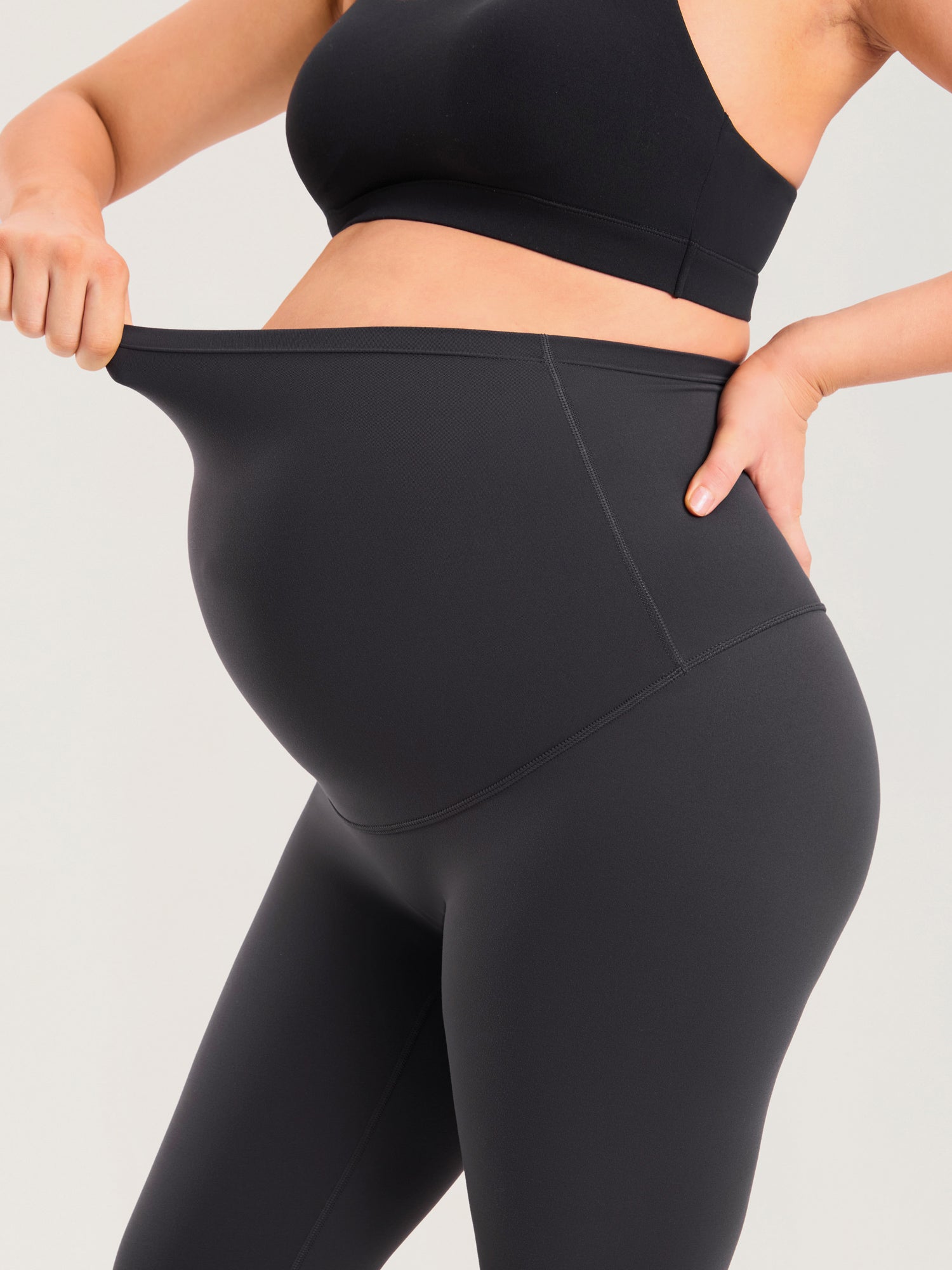 Natrelax® No Front Seam Maternity Leggings 25"