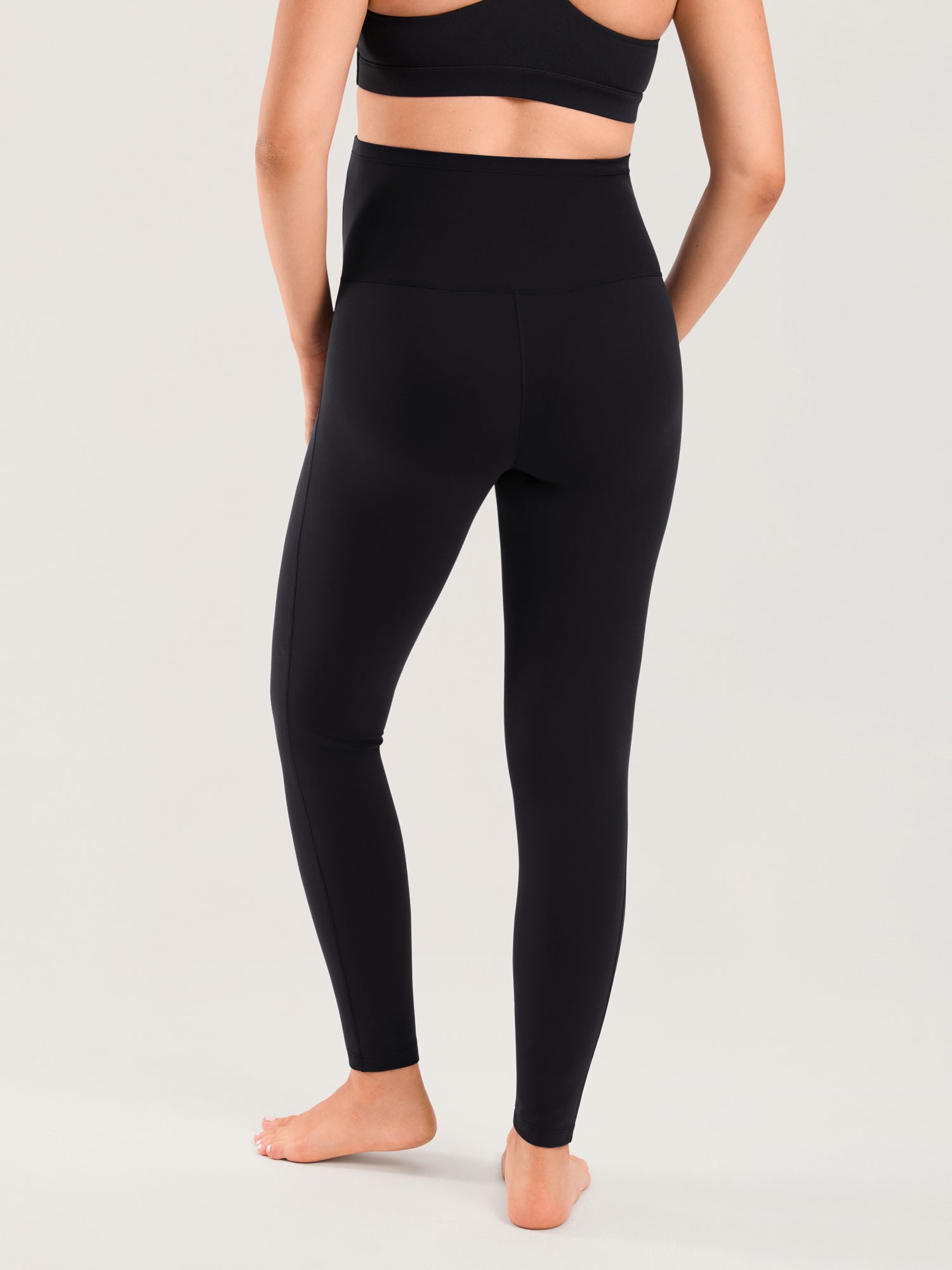 Natrelax® Seamless-Front Maternity Leggings 25"