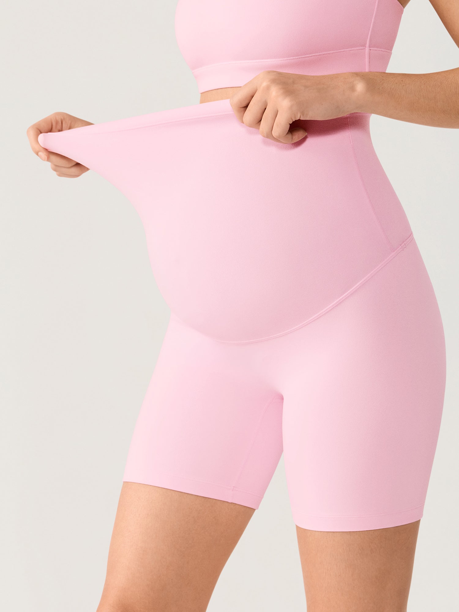 Natrelax® No Front Seam Maternity Shorts 6"
