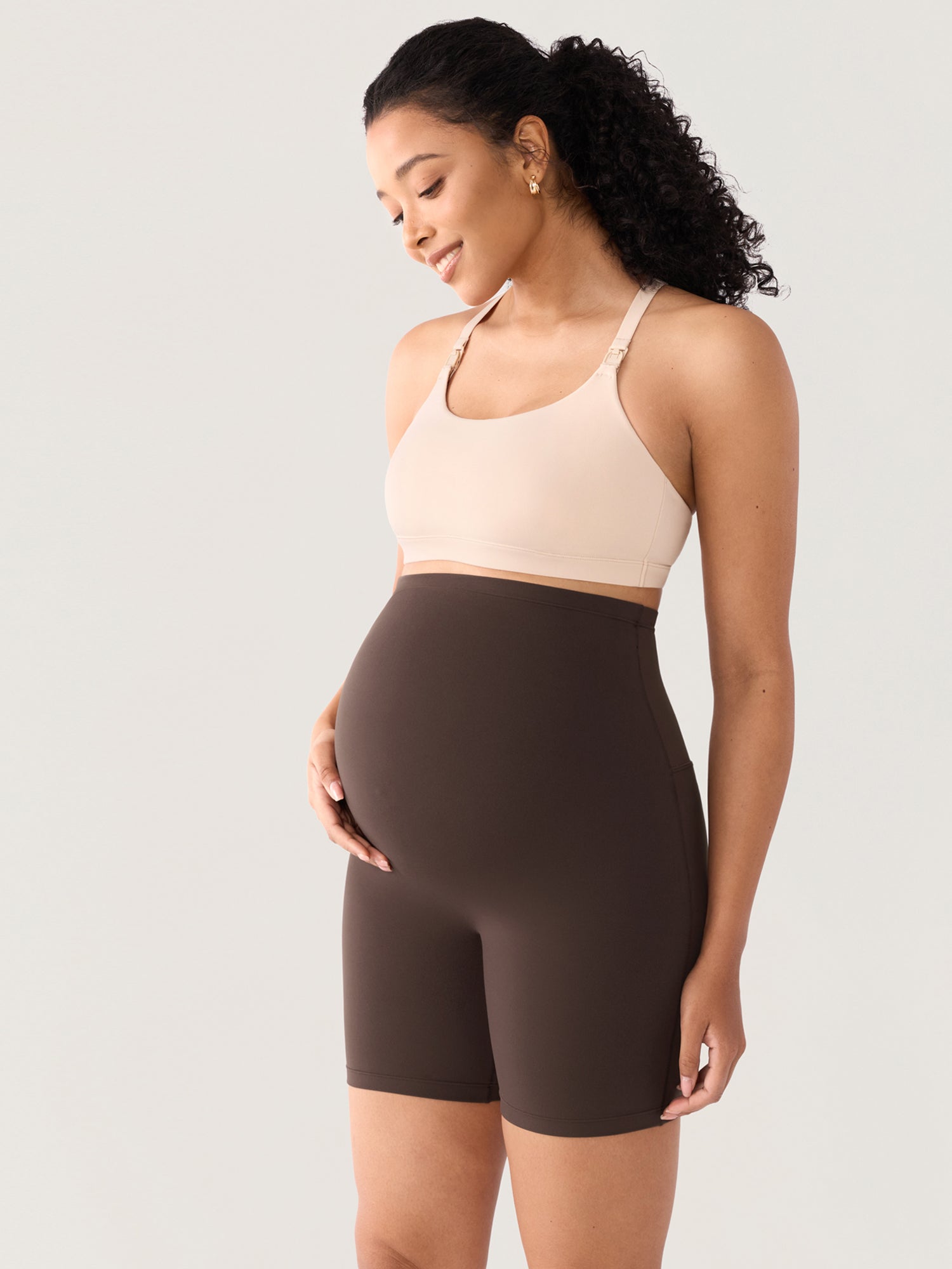 Natrelax® Seamless-Front Maternity Shorts 6"