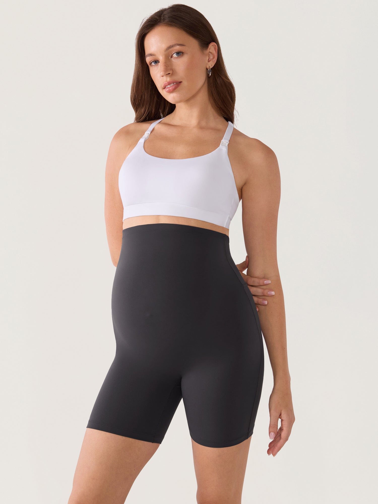Natrelax® Seamless-Front Maternity Shorts 6"